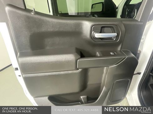Used 2021 Chevrolet Silverado 1500 LT AWD/4WD image 18