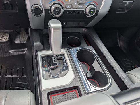 Used 2020 Toyota Tundra Limited image 17