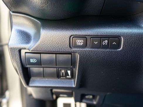 Used 2021 Lexus IS 350 F Sport image 18