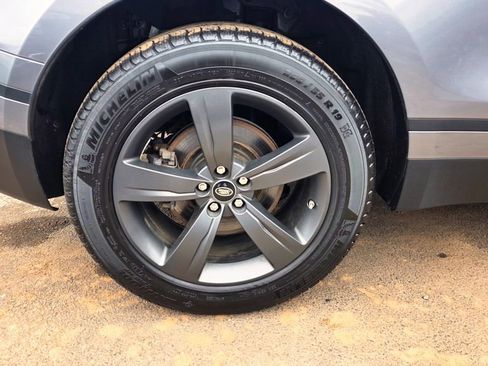 Used 2020 Land Rover Range Rover Velar S image 59