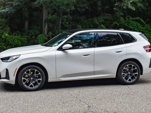 Used 2026 BMW X3 xDrive30i AWD/4WD image 3