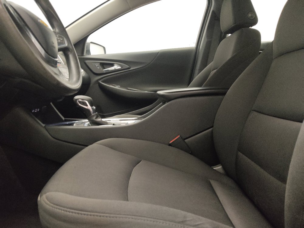 Used 2022 Chevrolet Malibu LT FWD image 17