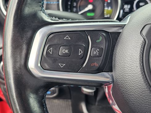 Used 2022 Jeep Wrangler Unlimited Rubicon 4xe w/ Cold Weather Group AWD/4WD image 24