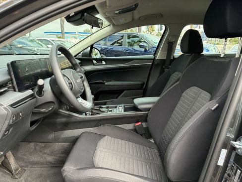 Used 2025 Kia K5 LXS FWD image 27