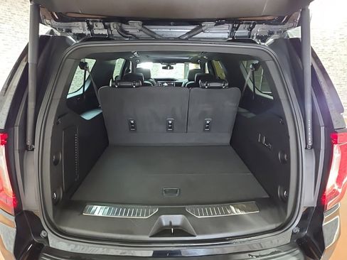 Used 2022 GMC Yukon XL Denali image 18