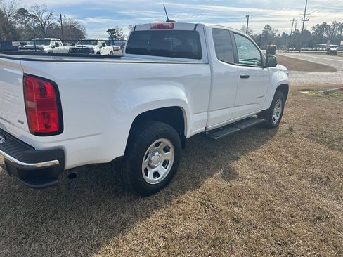 Used 2021 Chevrolet Colorado W/T image 9