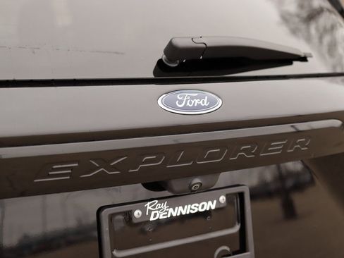 Used 2022 Ford Explorer ST-Line w/ Class IV Trailer Tow Package image 36