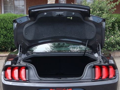 Used 2023 Ford Mustang Coupe RWD image 8