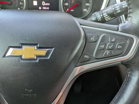 Used 2022 Chevrolet Equinox LT FWD image 14