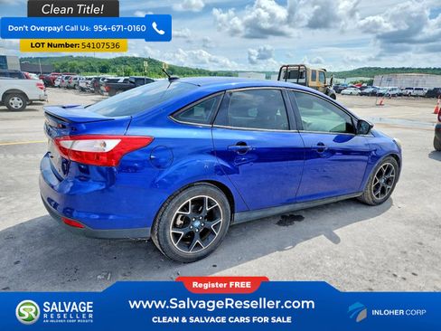 Used 2012 Ford Focus SE FWD image 4