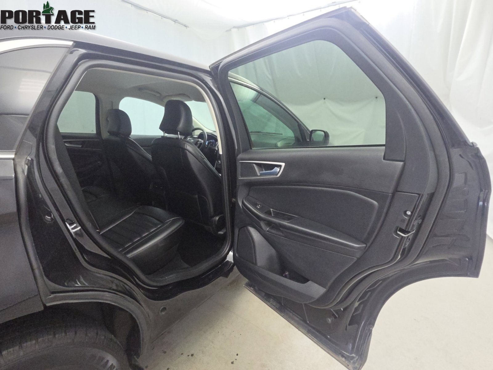 Used 2024 Ford Edge SEL AWD/4WD image 36