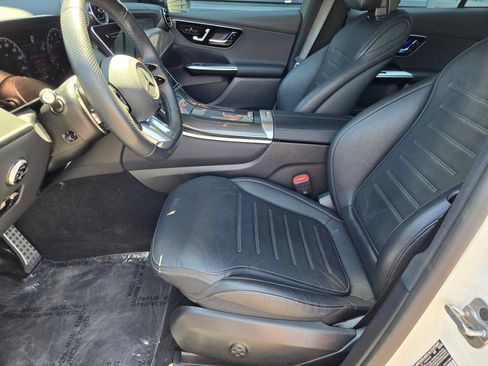 Used 2025 Mercedes-Benz GLC 43 AMG 4MATIC image 25