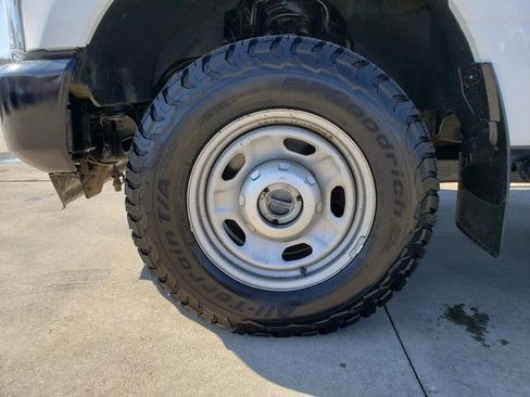 Used 2020 Ford F250 XL w/ Power Equipment Group image 28