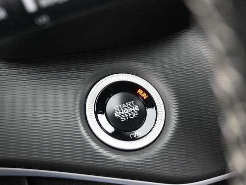 Used 2024 Jeep Grand Cherokee Altitude image 26