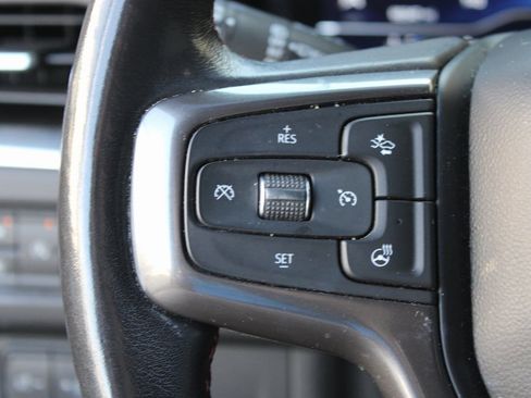 Used 2022 Chevrolet Suburban RST w/ Luxury Package image 13