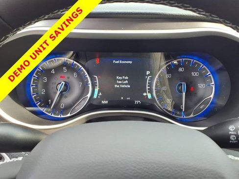 New 2026 Chrysler Pacifica Select FWD image 14