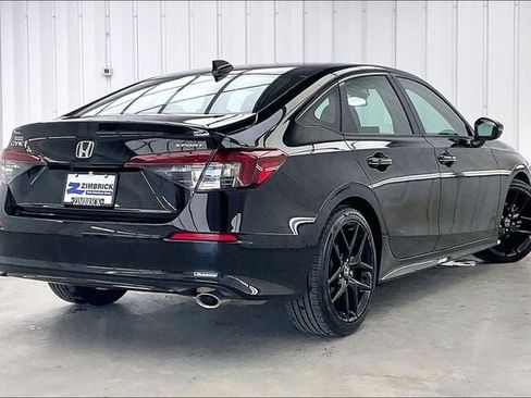 Certified 2025 Honda Civic Sport image 12