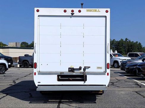 Used 2023 Chevrolet Express 3500 w/ Power Convenience Package RWD image 33