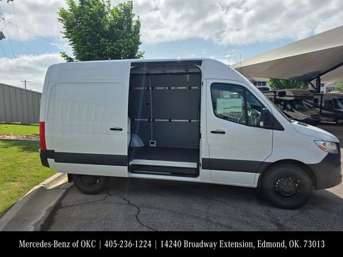 New 2026 Mercedes-Benz Sprinter 2500 image 3
