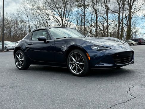 Used 2021 MAZDA MX-5 Miata RF Grand Touring image 2