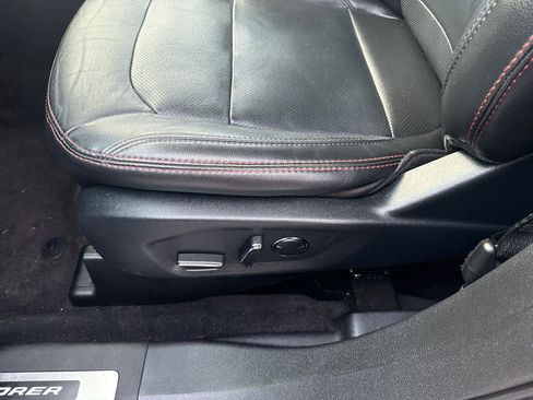 Used 2018 Ford Explorer Sport w/ Equipment Group 401A AWD/4WD image 6