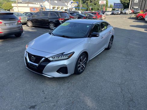 Used 2020 Nissan Maxima 3.5 SV w/ Floor Mat Group image 10