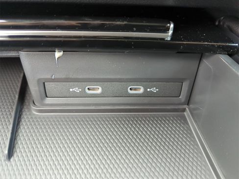 New 2026 Volkswagen Atlas SE image 34