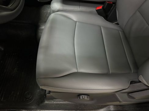 New 2026 Ford F250 XL w/ XL Chrome Package RWD image 22
