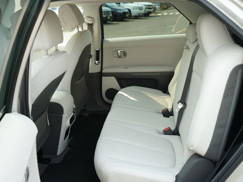 Certified 2023 Hyundai Ioniq 5 SEL AWD/4WD image 16