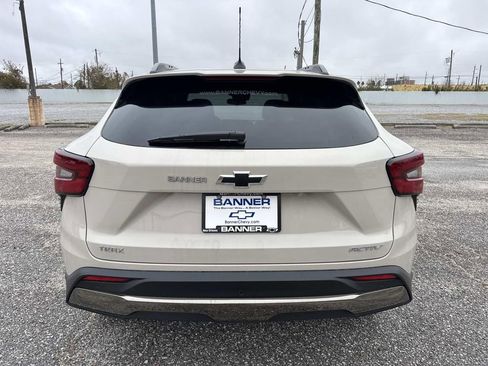 New 2026 Chevrolet Trax ACTIV w/ Sunroof Package image 6
