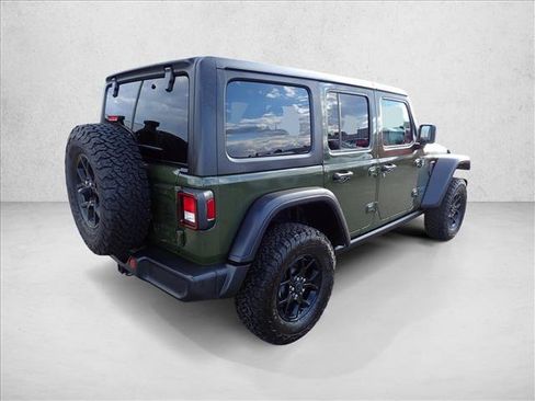 Used 2024 Jeep Wrangler Unlimited AWD/4WD image 4