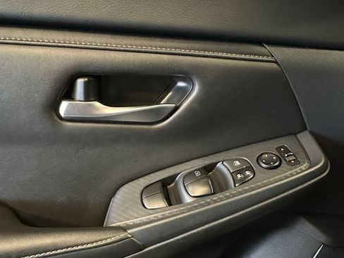 Used 2024 Nissan Sentra SV w/ All-Weather Package FWD image 19