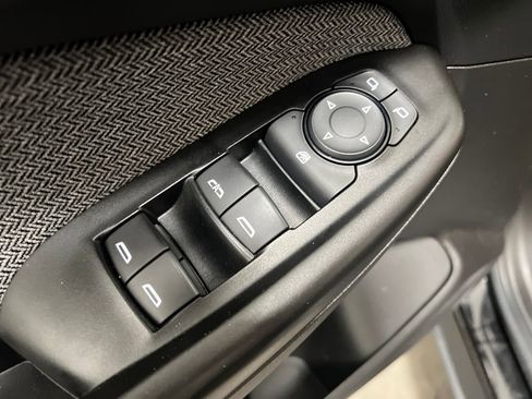 Used 2023 Chevrolet TrailBlazer LT FWD image 13