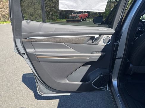 New 2026 Buick Enclave Avenir w/ Super Cruise Package AWD/4WD image 53