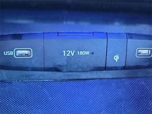 Certified 2022 Hyundai Tucson Limited w/ Cargo Package image 15