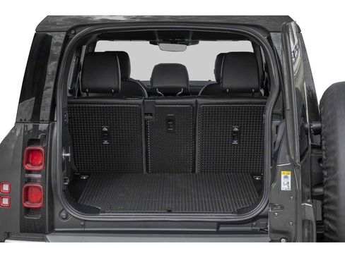 Used 2024 Land Rover Defender 110 S image 11