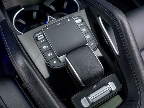 Certified 2022 Mercedes-Benz GLS 450 4MATIC image 28