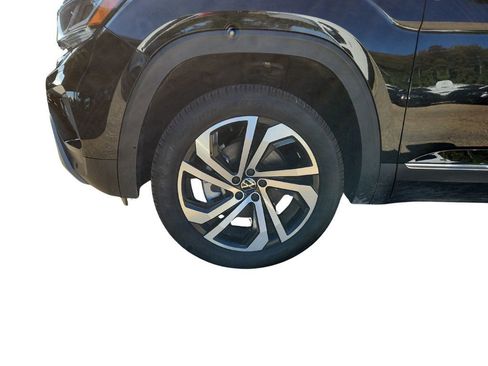Used 2023 Volkswagen Atlas SEL image 9
