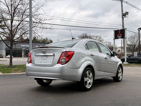Used 2015 Chevrolet Sonic LTZ image 4