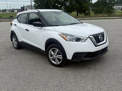 Used 2020 Nissan Kicks S