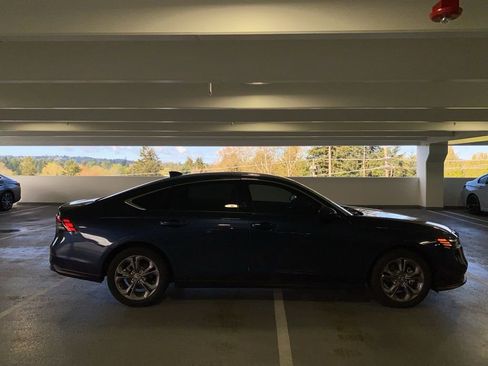 Used 2024 Honda Accord EX image 6