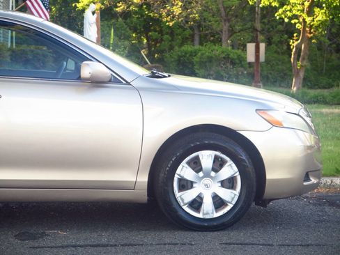 Used 2008 Toyota Camry LE FWD image 27