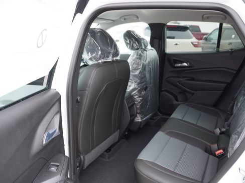 New 2026 Chevrolet Trax LT image 14