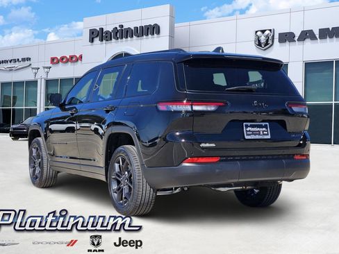 New 2025 Jeep Grand Cherokee L Limited image 4