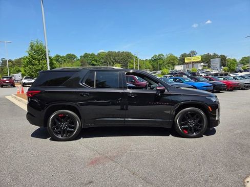 Used 2023 Chevrolet Traverse Premier w/ Redline Edition AWD/4WD image 10