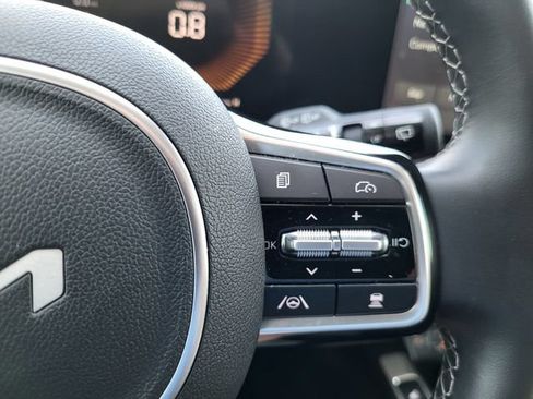 Certified 2025 Kia Sorento S AWD/4WD image 18