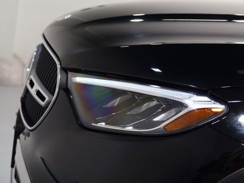 Certified 2025 Mercedes-Benz GLC 300 image 16