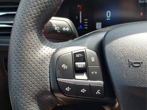 Certified 2024 Ford Escape ST-Line w/ Tech Pack #1 AWD/4WD image 19