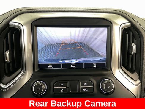Certified 2021 Chevrolet Silverado 1500 LT Trail Boss w/ Convenience Package II AWD/4WD image 3