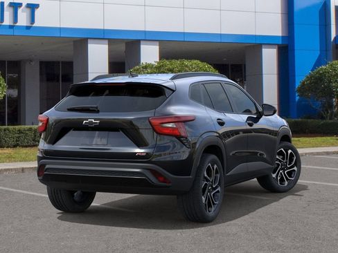 New 2026 Chevrolet Trax RS w/ Driver Confidence Package FWD image 4